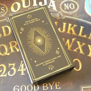 DELUXE TAROT Card Set & Booklet